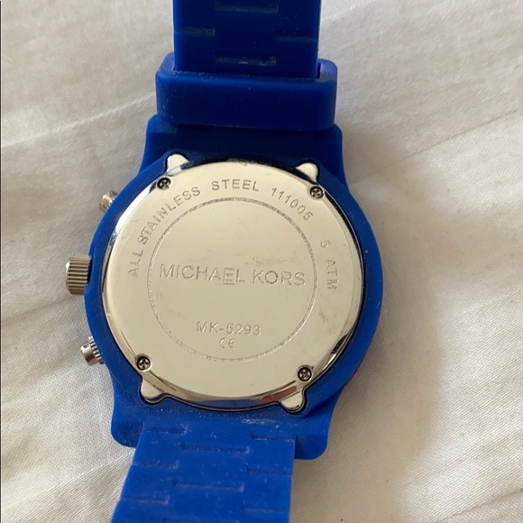 Royal blue Michael Kors watch - Picture 2 of 4